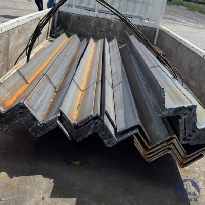 Уголок стальной равнополочный 125х125х9 мм С355 ГОСТ 8509-93 купить  в Нижнем Новгороде