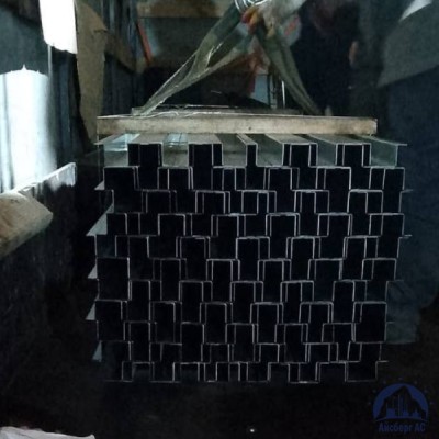 Шляпный профиль ПШ-61 40х61х25х1,5 мм купить в Нижнем Новгороде